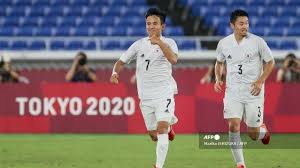 Cabor sepak bola akhirnya menyisakan empat tim terbaik. F Uzeht5o Wwlm