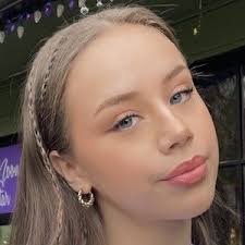 Fernanda Ramirez (YouTube Star)