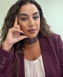 Lara Mansour's Instagram, Twitter & Facebook