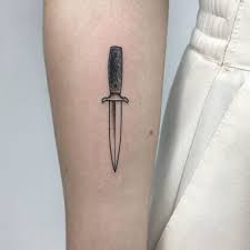 Tattoome Daggar Tattoo Tattoos Simple Tattoos Find the latest knife tattoos by 100's of tattoo artists, today on tattoocloud.