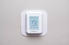 The honeywell home app for a smarter home. Honeywell Home T9 Thermostat Review Smart Sensors Frustrating Limitations The Verge