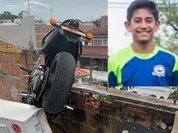 Carlos arturo ardila lülle (spanish pronunciation: Accidente De Juan Carlos Martinez En Rionegro
