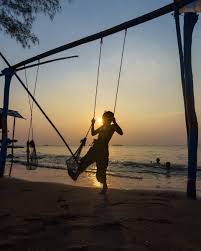Banyak tempat menarik yang bisa digunakan untuk berfoto. Infotegal On Twitter Main Ayunan Di Pantai Asyik Juga Apalagi Sambil Menanti Matahari Tenggelam Syahdunya Makin Terasa Ada Yang Suka Main Ayunan Waktu Kecil Atau Masih Suka Ayunin Perasaan Ke Dia Foto