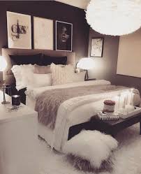 Beautymasterclass On Instagram Bedroom Decor Idea Beautymasterclass Beauty Fashion Decor White Bedroom Decor Bedroom Interior Cozy Home Decorating