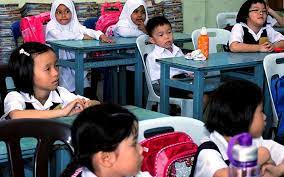 Many malaysians have insisted that the ministry of education reform the system to create holistic students, but the call for reformation was in vain as therefore, we do not see this as an issue with the english language only, but it is about malaysians embracing different languages and ethnicities. The Reform Of English Language Education In Malaysia Free Malaysia Today Fmt