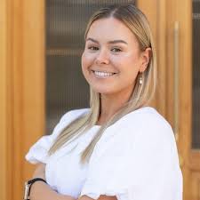 Nina Ash-Clarke, Stanley & Co