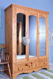 275 Old Farmhouse Style Pine Triple Wardrobe With 3 Mirrored Doors 2 Drawers Solid Pine Througho Pine Furniture Mirrored Furniture Diy Furniture Plans
