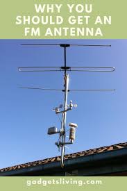 Fm radio stations fall on odd multiples of 100 kilohertz between 88.1 and 108.1 megahertz. Top 5 Best Fm Antennas Reviews Buying Guide Gadgets Living