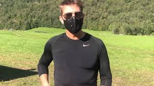 Kolonnene andel ansatte og andel årsverk viser fylkets andel av landets statsansatte/statsårsverk. Her Kjorer Tom Cruise Motorsykkel Pa Sunnmore Nr Tom Cruise Shotoe