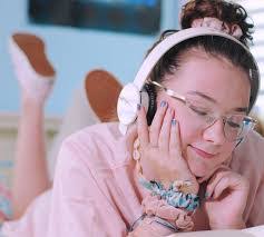 Tara Minnich's Instagram, Twitter & Facebook