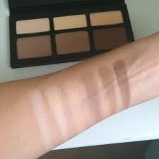 Mel On Instagram Kat Von D Shade Light Contour Palette The Shades I Ve Been Using The Most Are The Contour Shad Light Contouring Kat Von D Contour Palette
