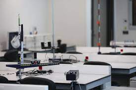 Physics Labs Physics Lab Physics Experiments College Physics