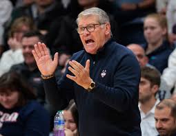 Geno Auriemma ties Coach K for No. 2 all-time in Division 1 wins