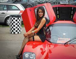 What Is A Car Show Girl?