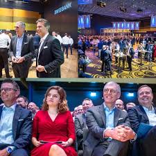 The deutsche bundesbank is the central bank of the federal republic of germany. Susanne Naegele Beraterin Fur Existenzgrundungen Und Unternehmensnachfolgen Baden Wurttembergische Bank Linkedin