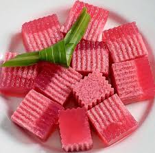 Dengan resep agar agar santan ini saya berharap dapat membantu anda membuat agar agar yang lezat yang dapat dihidangkan pada keluarga anda. Resepi Agar Agar Santan Sirap Ros Resepi Mudah