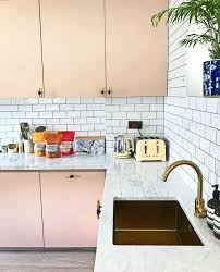 My New Kitchen At Home White Subway Tiles Pink Counters Brass Tap Sink White Marble Counter I Love It Heminredning Kok Koksinredning Koksdesign