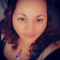 Jessica Brownlee's Instagram, Twitter & Facebook