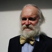 Max Harris: Actor and screenwriter in Como, Italy.