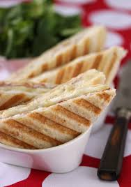 La Recette Du Croque Monsieur Regressif Au Jambon Fromage Cabecou Du Perigord Par Anicap Recette Croque Monsieur Croque Monsieur Alimentation