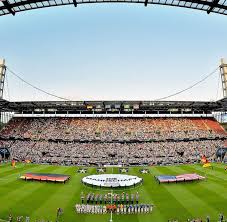 Das stadion gehörte seinerzeit zu den größten und modernsten seiner art. 1 Bundesliga Baut Der 1 Fc Koln Ein Neues Stadion Welt
