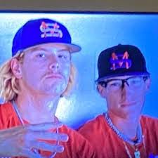 Kane Springer's Instagram, Twitter & Facebook