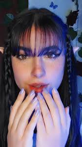 Live NPC com A Elfa Oficial: Junte-se à Diversão!