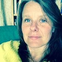 Little Birds: 26 Handmade Projects to Sew, Stitch, Quilt & Love by Susanne  Woods