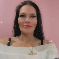 PrettyBabe Cosmetics