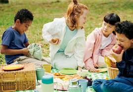 Learn about aaron aziz, singapore actor: Dad Crush Monday Aaron Aziz Mummyfique