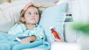 Fieber senken sollte man nur dann, wenn ein kind mehr unter dem fieber leidet als ihm gut tut. Ab Wann Hat Man Fieber Und Was Kann Man Tun Onmeda De