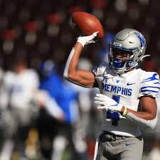 Cbs sports has the latest college football news, live scores, player stats, standings, fantasy games, and projections. Top 50 Aac College Football Players For 2021 10 1 Underdog Dynasty
