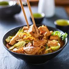 Nouilles De Riz Sautees Au Poulet Recette Riz Saute Au Poulet Riz Saute Nouilles De Riz