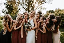 Achetez des collection mariage 2020 en ligne sur chicgirl.fr. Ou Trouver De Jolies Tenues De Demoiselles D Honneur