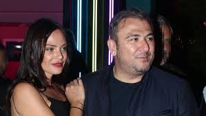 Maybe you would like to learn more about one of these? To Spiti Moy H Agkalia Soy H Tryferh Afierwsh Ths Ybonnhs Mposniak Gia Ta Gene8lia Toy Antwnh Remoy Bovary