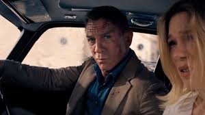 The mission to rescue a kidnapped scientist turns out to be far. Daniel Craig Shows Off His Action Moves In New No Time To Die Trailer People Com