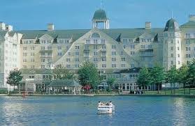 Compte tenu de la situation sanitaire actuelle en europe, disneyland paris n'ouvrira pas le 13 février. Newport Bay Hotel Disneyland Paris Tips Advice Planning