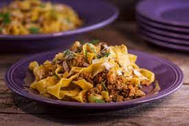 Veal Or Chicken Ragu With Mushrooms And Marsala Rachael Ray Veal Recipes Ground Veal Recipes Chicken Ragu