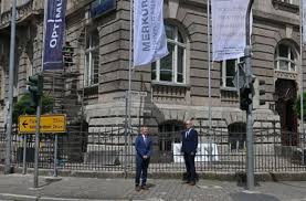 Merkur na enem mestu združuje pestro ponudbo izdelkov za gradnjo, obnovo in vzdrževanje, za zabavo, udobje in kakovostno bivanje. Merkur Bank Im Alten Gericht Privatbank Bekennt Sich Zu Sudthuringen Meiningen Insudthuringen
