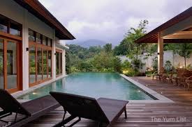 Al servicio de los huéspedes aire acondicionado. Embun Luxury Villas Janda Baik Weekend Getaway The Yum List