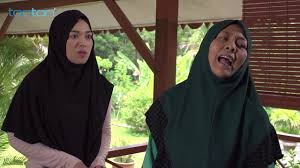 Bilal brahim dan mak esah adalah orang yang disegani dan menjadi tempat penduduk kampung mengadu serta mendapat nasihat. Highlight Episod 2 Menantu Bilal Youtube