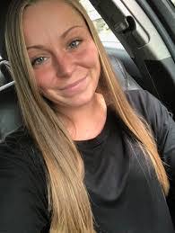 Veronica Horton's Instagram, Twitter & Facebook