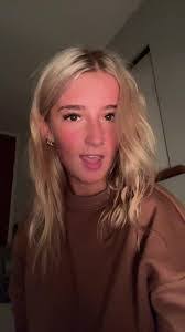 Abigail Sturgeon's Instagram, Twitter & Facebook