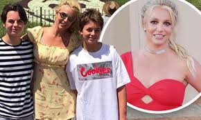 Britney spears has seen her children twice in the past three days after she agreed visiting time with. Britney Spears Will Go To Court For Increased Custody Time With The Boys In The Upcoming Year Daily Mail Online