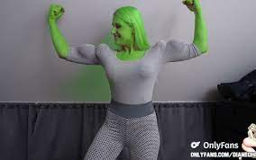 She hulk growth porn