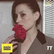 Theresa Wayman's Instagram, Twitter & Facebook