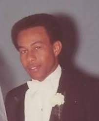 Daughter Creates Scholarship to Honor Dad Killed by Chicago Gun Violence