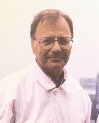 Earl Huish Booth Obituary January 18, 2023