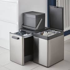 It is both versatile and funky and will help brighten up your room. Goodhome Kora Anthracite Metal Plastic Integrated Pull Out Kitchen Bin 13l Diy At B Q