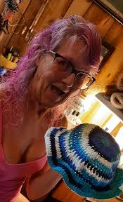 Crocheted bear bucket hat pattern